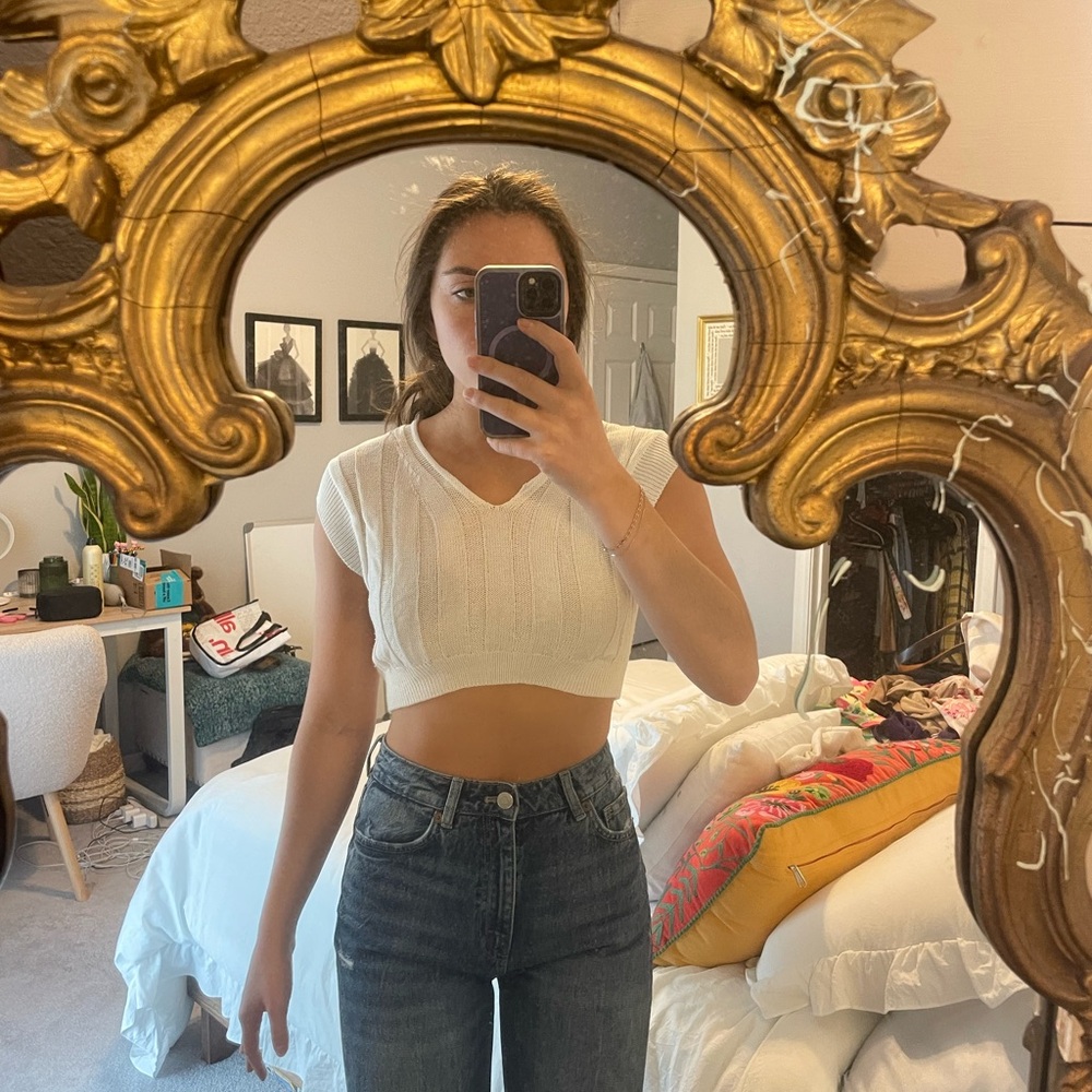 Miss love, size small, cropped white short sleeve